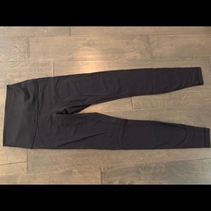 LULULEMON wunder under black leggings